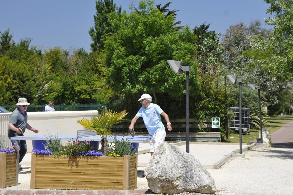 Camping Antioche D'Oleron La Brée-les-Bains Exteriör bild