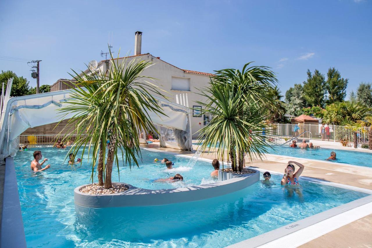 Camping Antioche D'Oleron La Brée-les-Bains Exteriör bild