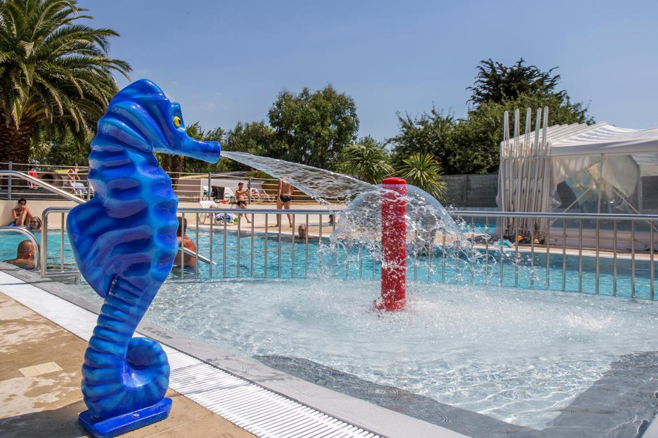 Camping Antioche D'Oleron La Brée-les-Bains Exteriör bild